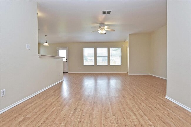 Building Photo - 401 Bandara Woods Blvd