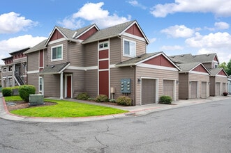 Building Photo - Fairview Court Townhomes