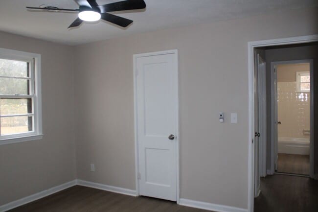 Foto del edificio - For Rent 3 Bedroom 2 Bath W/ Flex Space In South Aiken