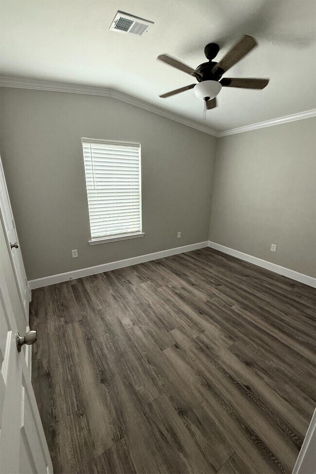 Foto del edificio - 3114 Shady Creek Ln