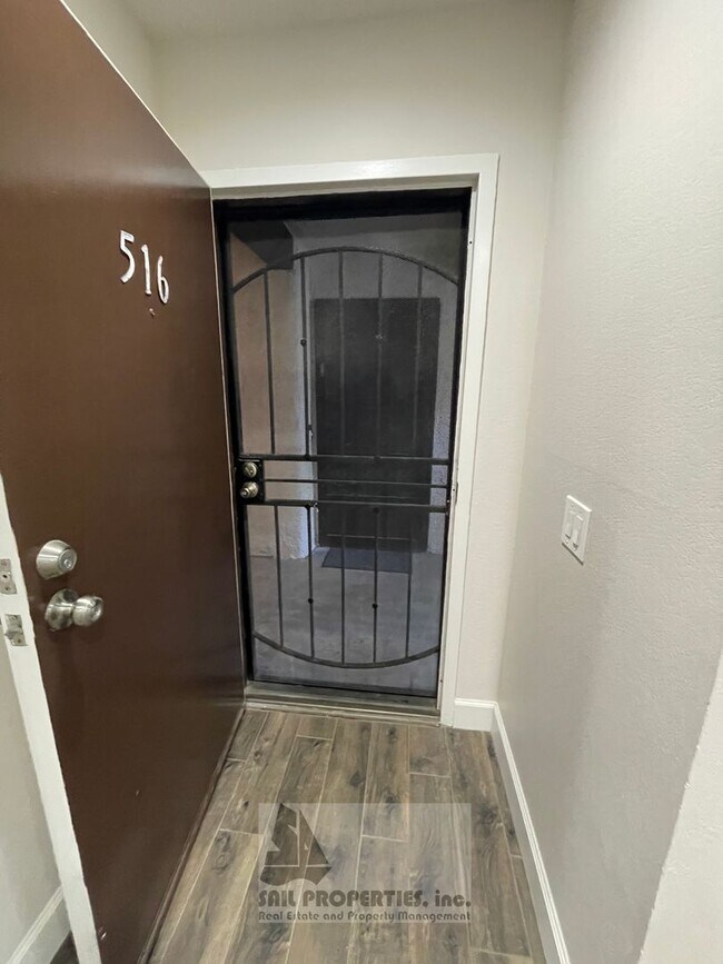 Building Photo - Modern 2BR/2BA Retreat in a Gated Huntington Beach Community