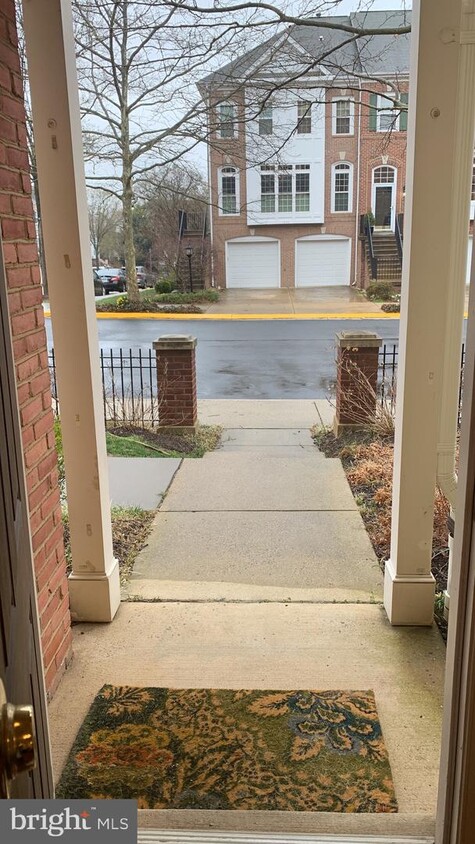 Foto principal - 1895 Crescent Park Dr