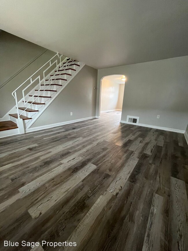Building Photo - 3 br, 1 bath House - 1334 Edgehill Rd
