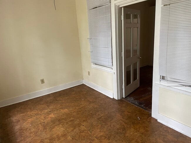 Building Photo - Vineville Court Apartments