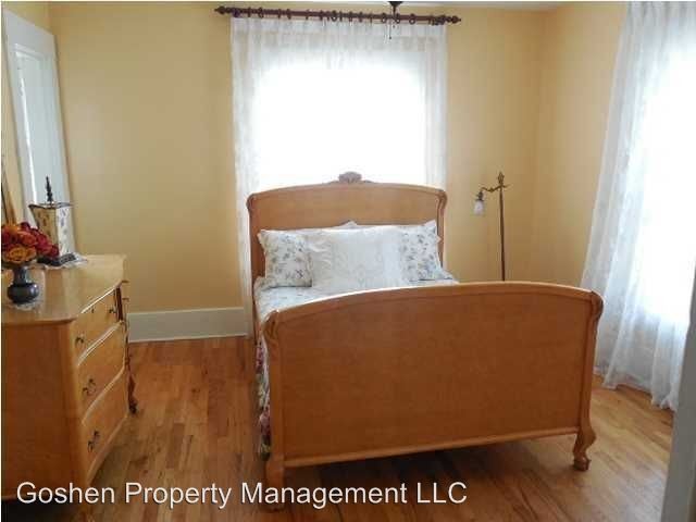 Building Photo - 4 br, 2 bath House - 240 N. Rutan St