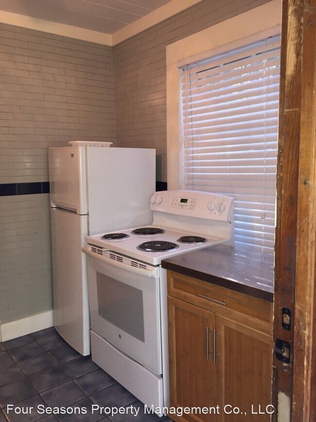 Building Photo - 1 br, 1 bath House - 21510 Tucker Road