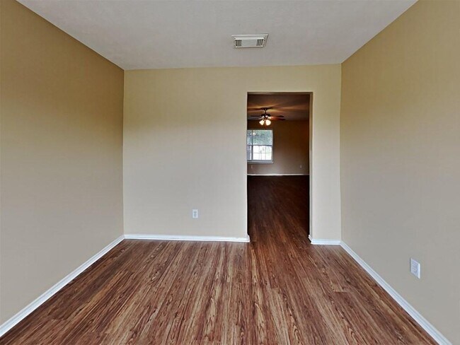 Building Photo - 5110 Bright Oak Ct