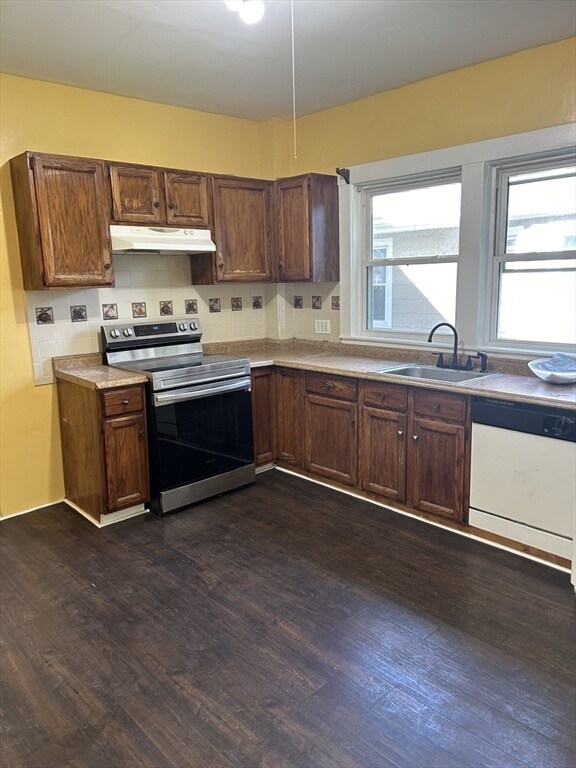 426 Hollis St Unit 1, Framingham, MA 01702 Room for Rent in