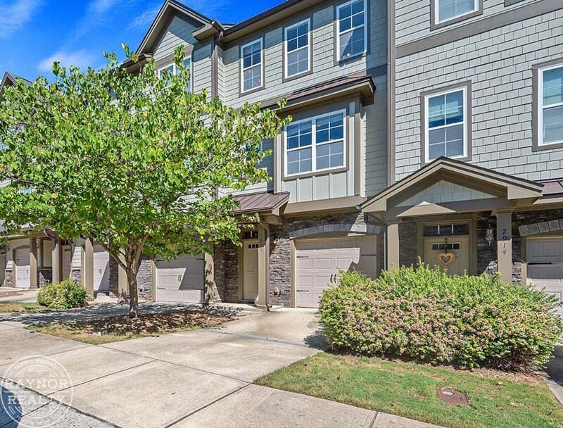 Foto principal - 7916 Dukes Dynasty Dr
