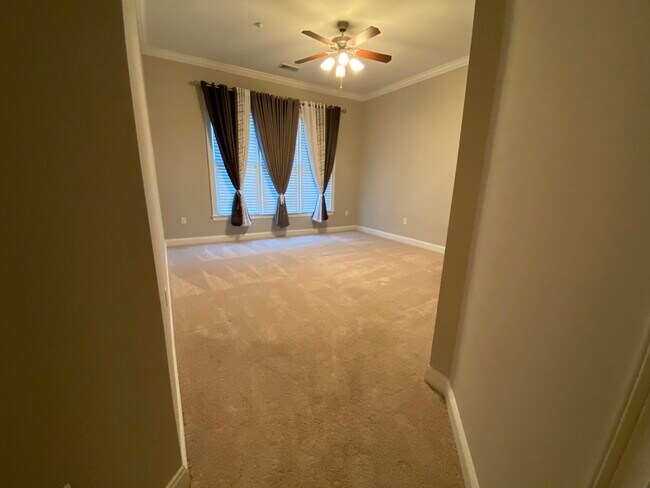 Foto del edificio - 5425 Closeburn Rd