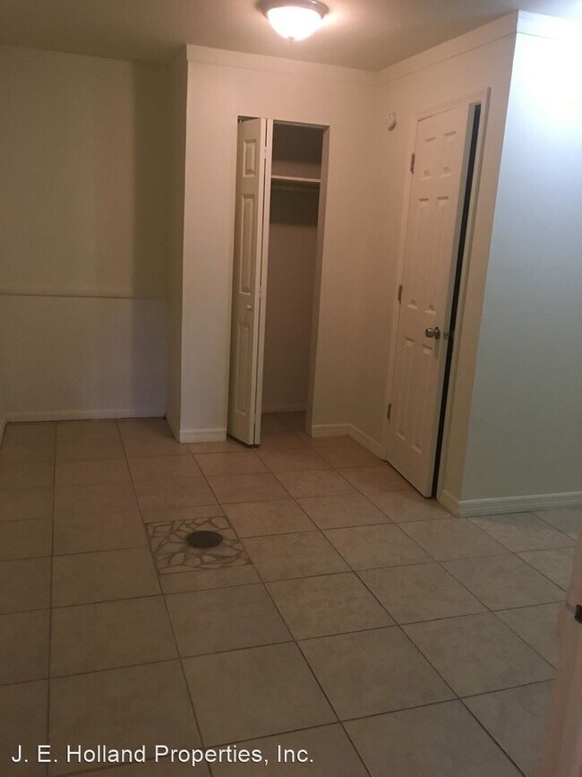 Foto del edificio - 5545 Arlington Rd