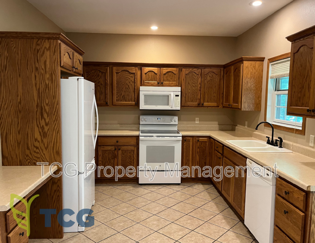 Foto del edificio - 2323 Liberty Ln