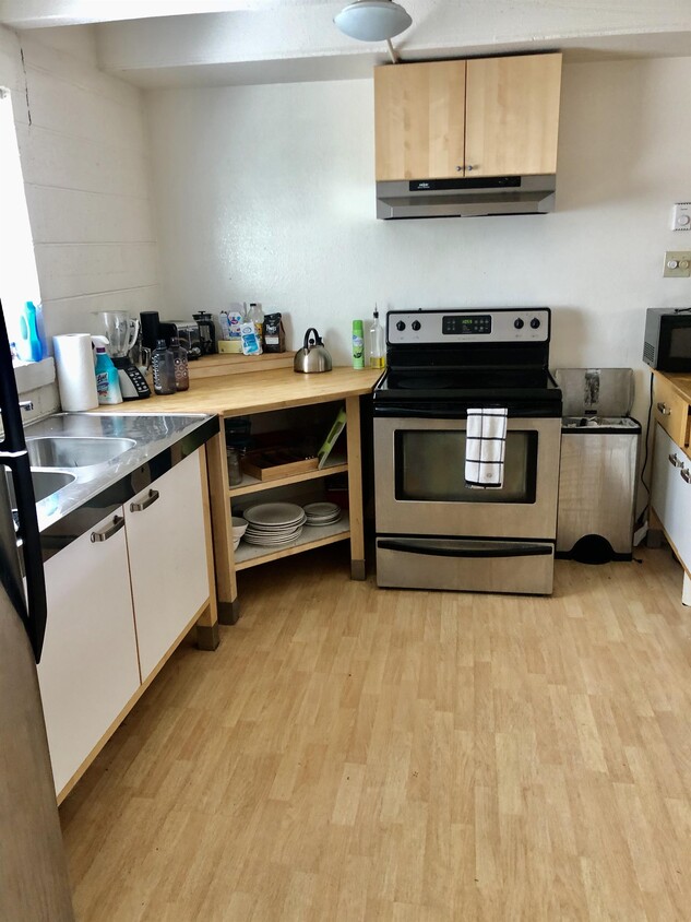 Primary Photo - 2860 W 32nd Ave