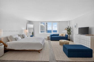 Building Photo - 2301 Collins Ave