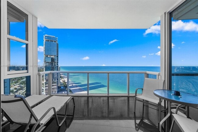 Building Photo - 18201 Collins Ave