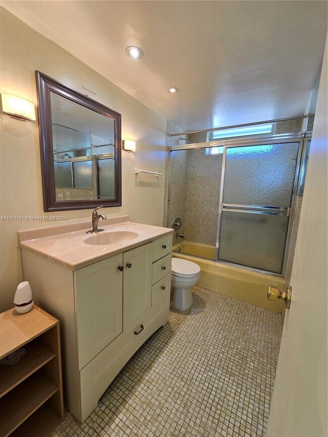 Foto del edificio - 3000 Marcos Dr