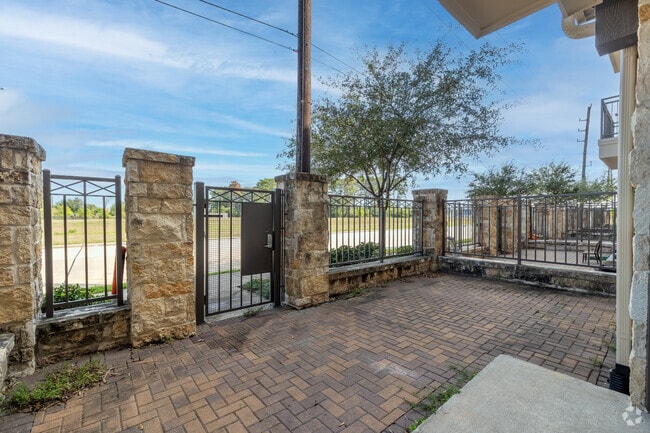 1BR, 1BA - 685SF - View - ELEVATE Spring Crossing