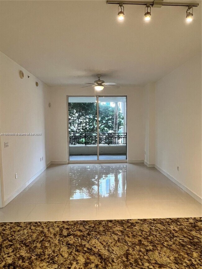 Foto del edificio - 550 Okeechobee Blvd
