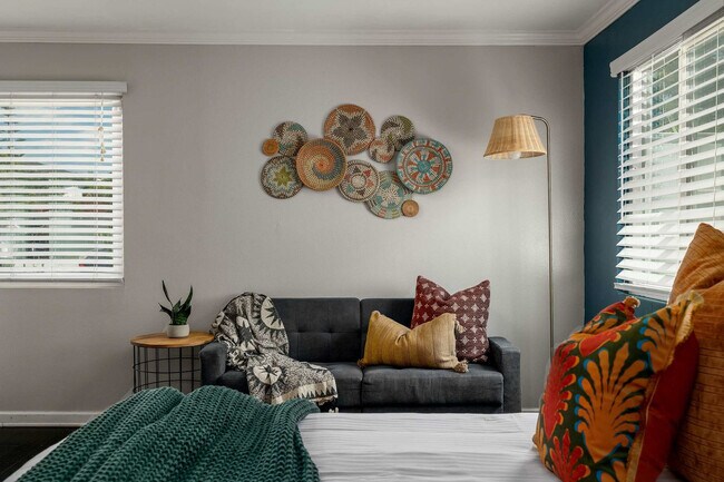 Foto del edificio - 6922 Jackson Dr