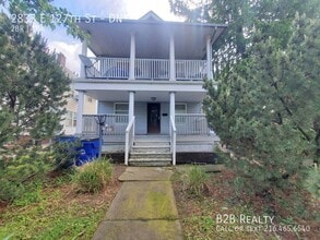 Building Photo - 2833 E 127th St