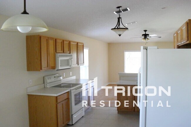Foto del edificio - 1608 Cornerview Ln