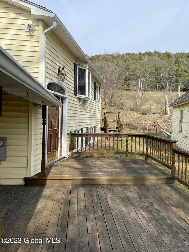 Building Photo - 160 Windy Ridge Rd