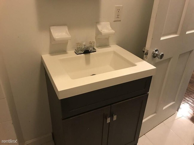 Foto del edificio - 3 br, 1 bath - 33 Glenarm St