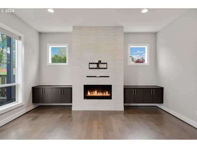 Electric Fireplace - 14615 NW Fricke Ln