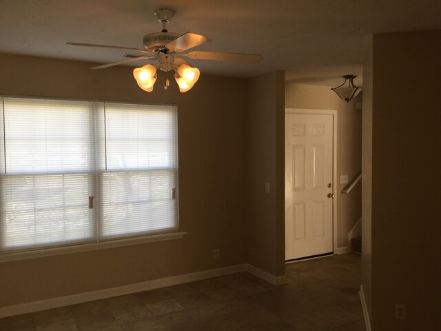 Foto del edificio - 3005 Ace Wintermeyer Dr