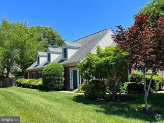 Building Photo - 11307 Macon Dr