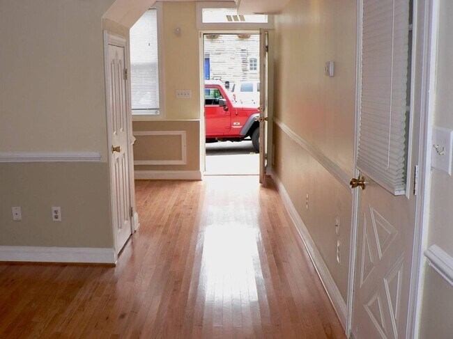 Foto del edificio - 603 S Washington St