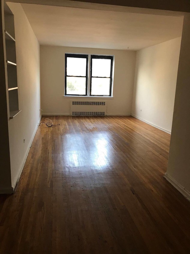 Foto principal - 139-60 85th Dr