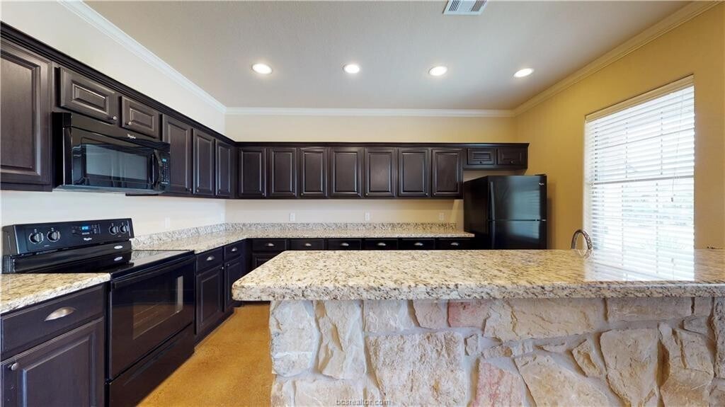 118 Kimber Lane House Rental in College Station, TX