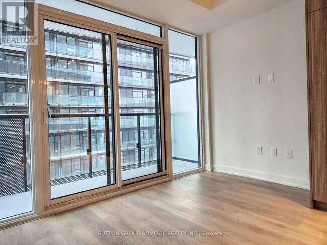Building Photo - 127 Broadway Ave