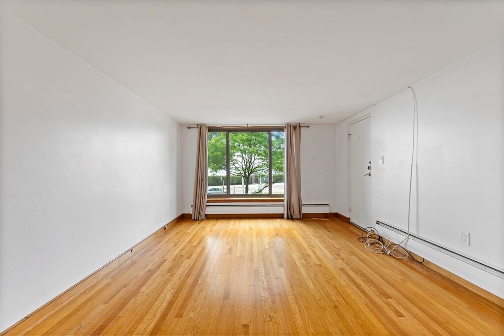 Foto principal - 1800 Columbia Rd
