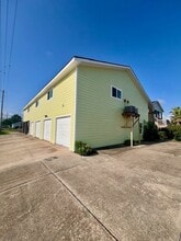 Building Photo - 2305 55th St