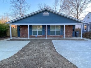 Building Photo - 2561 Oxford Ave