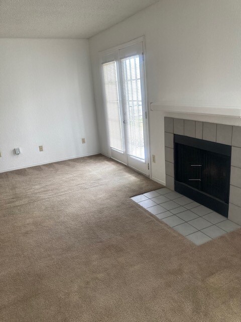 Living Room - 2550 N Alafaya Trl