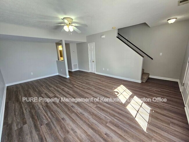 Building Photo - 1004 Whipporwill Dr