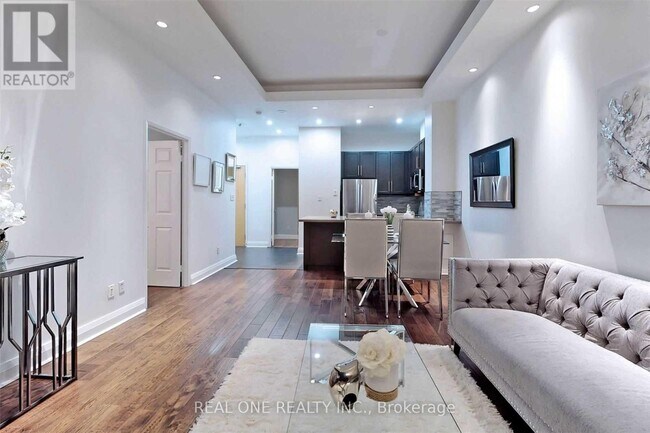 Photo du bâtiment - 8 Wellesley St E