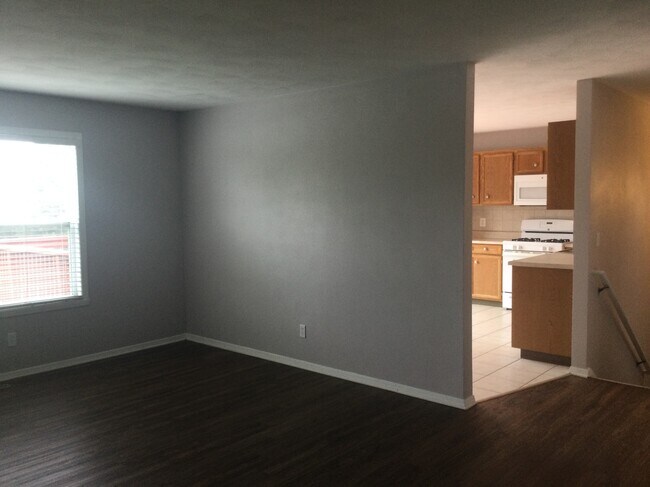 Building Photo - 4214 Hearthstone Avenue