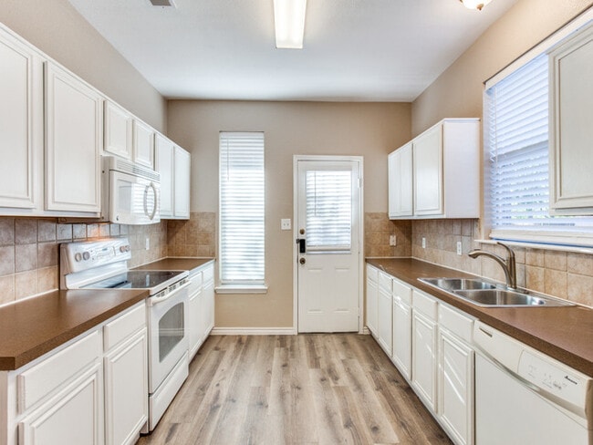 Building Photo - Roanoke, TX - House - $1,995.00 Available ...