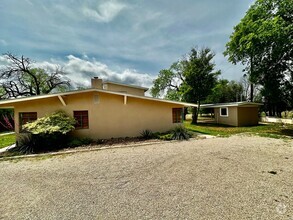 Building Photo - 1959 Arcadia Loop