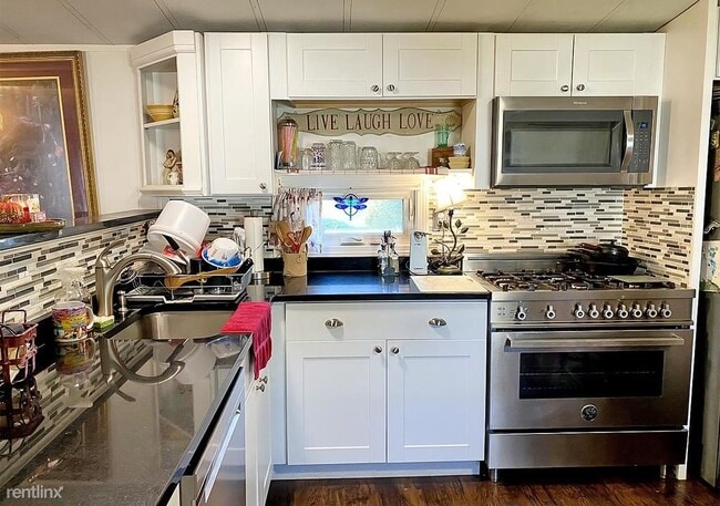 Building Photo - 4 br, 2 bath House - 1003 Oakhill Ave Unit 2