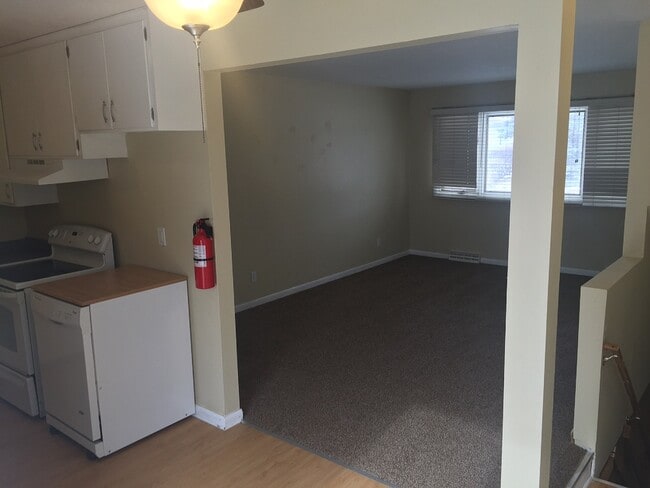 Building Photo - 1611 Crosby Ln
