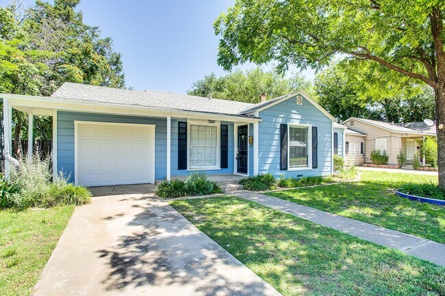 Foto del edificio - Recently remodeled Tech Terrace 3 bedroom!