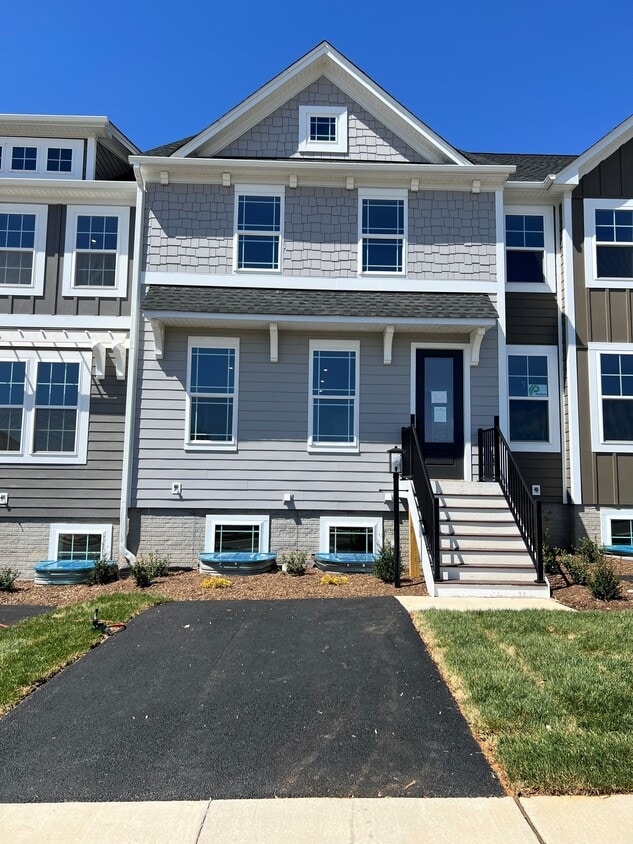 Photo - 2423 Anlee Rd (Crozet, VA)