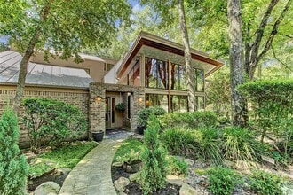 Building Photo - 2607 Crossvine Cir