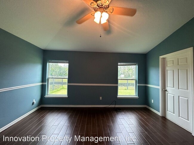 Building Photo - 4 br, 2 bath House - 15643 Carina Dr