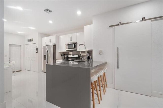 Foto del edificio - 4204 Vineyard Cir